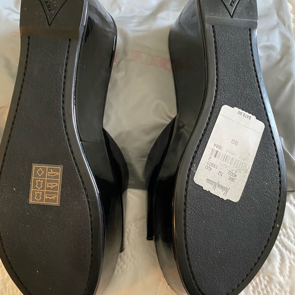 Prada patent leather sandals - Picture 4 of 7